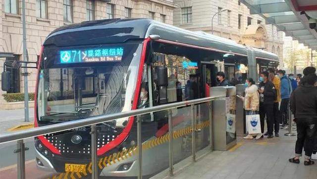 71路中运量公交将向西延伸,规划增设11对车站——上海热线新闻频道