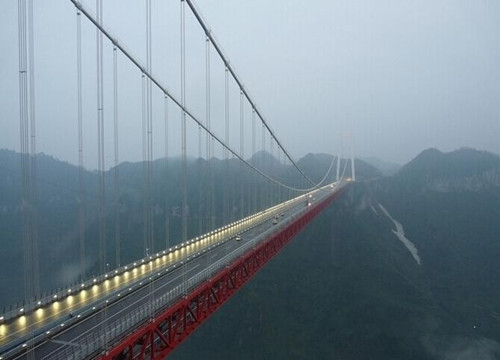 中国十大最美公路成新风景线 条条大路如同梦