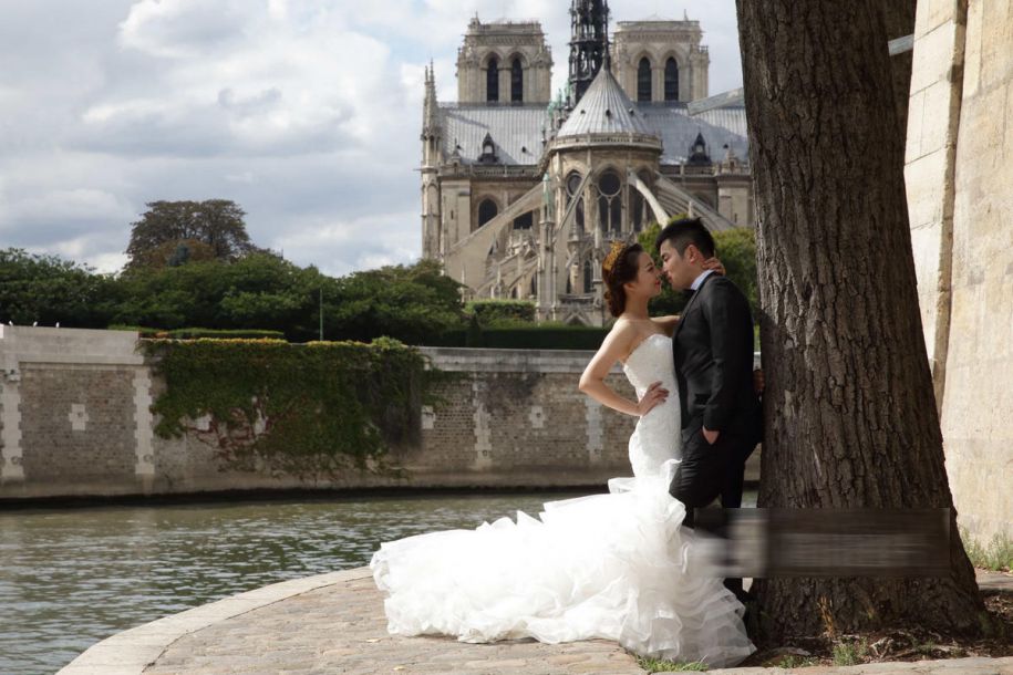 巴黎拍婚纱照_梅西巴黎(3)