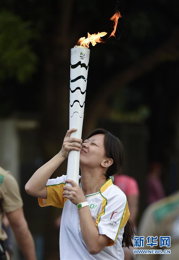 中国火炬手参加里约奥运火炬传递(高清组图)