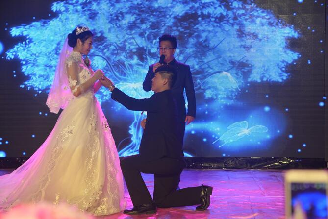 上海热线HOT新闻--这位新娘结婚不要彩礼 竟收