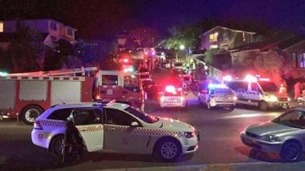 澳大利亚一栋房屋阳台坍塌 事故原因警方正在调查中