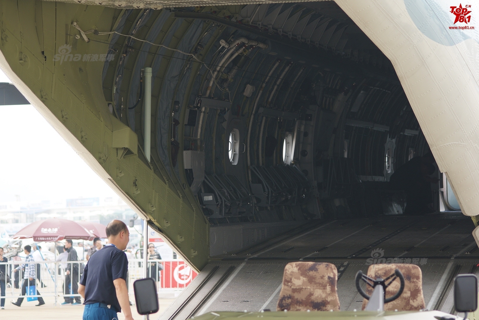 图片新闻   近日,有网友上传了中国空军运9型运输机高清照片,包括多张