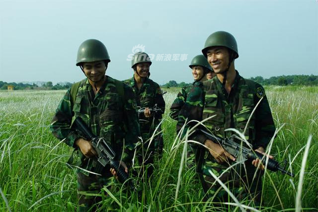 装备不如我武警越南特种部队实战训练自信满满