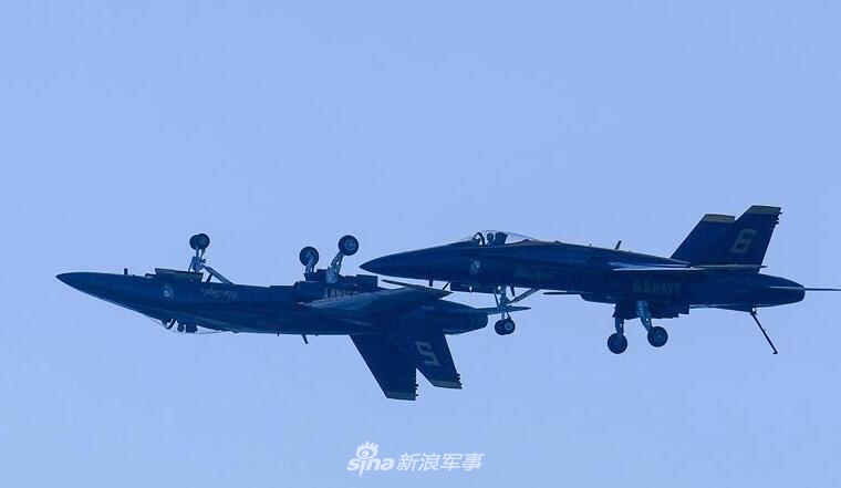 视觉盛宴:美军与加拿大三支飞行表演队首次同