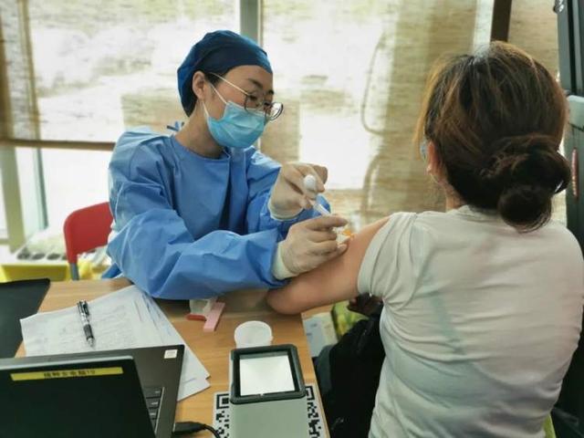 只需打一针!中国首个单剂新冠疫苗来了,金山这里可以打