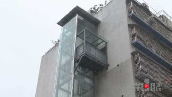 任性！这位六楼住户修了部电梯，只到他家……