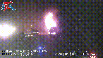「二师兄」惨烈！浙江一货车起火91头肥猪死亡，仅剩一只逃出生天