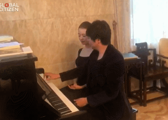 「吉娜」神仙阵容！One World演唱会 郎朗吉娜四手联弹 张学友献唱