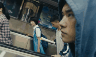 『区嘉雯』少年的你获最佳电影 横扫8大奖项 网友:实至名归!