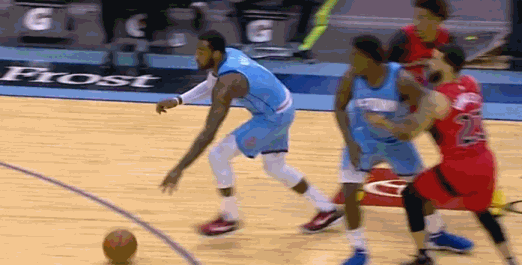 赢球|时隔47天终于赢了！火箭终结20连败，沃尔轰出三双