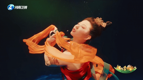 河南卫视|在水下泡26个小时拍出水下飞天 网友:河南卫视还有多少惊喜是我们不知道的