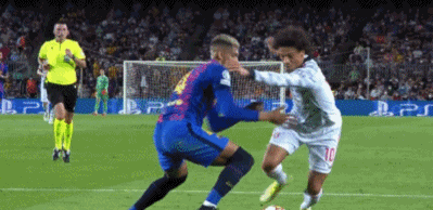 首轮比赛|巴萨全场竟0射正！欧冠：拜仁3-0巴萨，莱万梅开二度