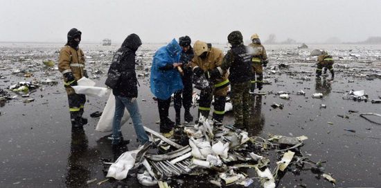 央广网北京3月21日消息（记者朱敏 张加宁）据中国之声《新闻纵横》报道，莫斯科时间19号凌晨，一架从迪拜起飞的波737-800型客机在俄罗斯南部城市顿河畔罗斯托夫坠毁。机上62人全部遇难，其中包括4名儿童，7名机组人员，乘客中有12名非俄罗斯籍公民。顿河畔罗斯托夫市宣布昨天（20号）为哀悼日。