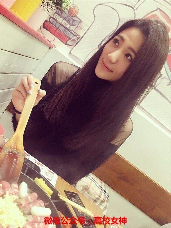 上海戏剧学院16级新生美女如云，清纯如初恋，证件照美哭了！