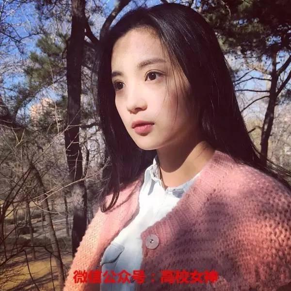 上海戏剧学院16级新生美女如云，清纯如初恋，证件照美哭了！