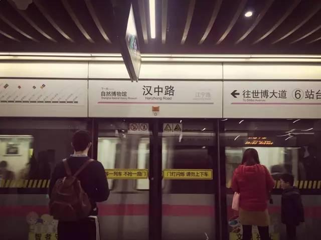 惊呆了！万万没想到，上海的地铁居然是这样的地铁！