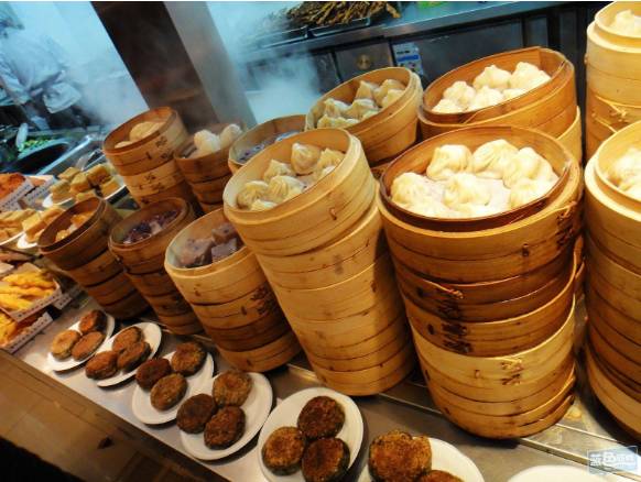100张照片 为你还原最真实的上海深夜食堂！