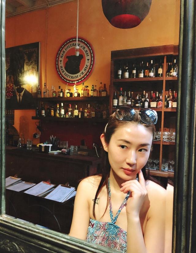 袁巴元否认新恋情 手撕张雨绮新男友骗财 网友：戏精消停点！