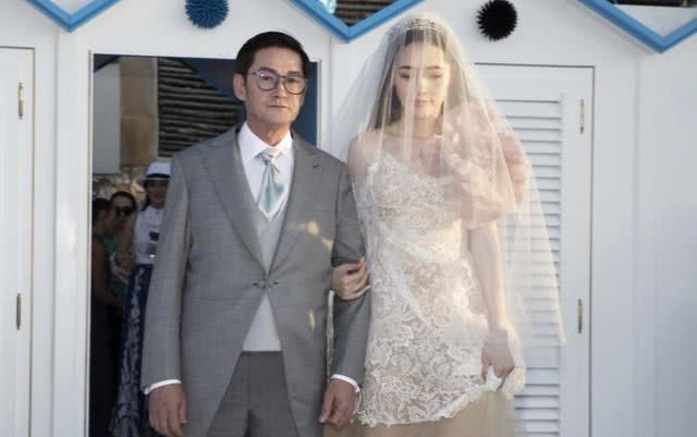 长长的肥皂剧终于完结了！向佐郭碧婷婚礼终曝光