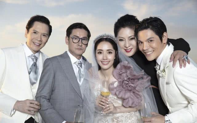 长长的肥皂剧终于完结了！向佐郭碧婷婚礼终曝光