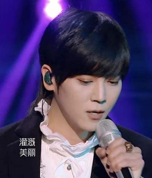 古巨基■古巨基当爸 与陈韵晴爱情长跑二十年 低调又幸福
