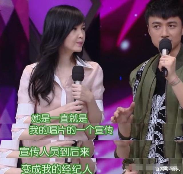 [孩子]古巨基儿子正面照曝光 吐舌大笑萌翻网友