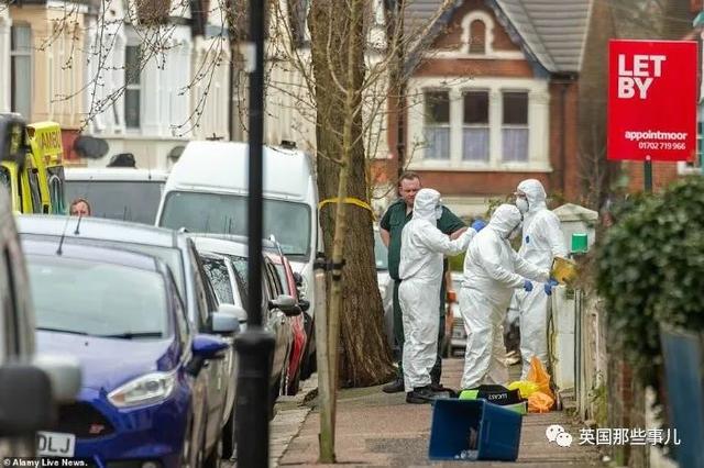 [Croydon]动真格！英国关闭餐厅酒吧 大街上人没了，超市门前全是人...