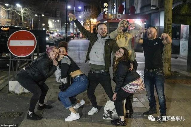 [Croydon]动真格！英国关闭餐厅酒吧 大街上人没了，超市门前全是人...