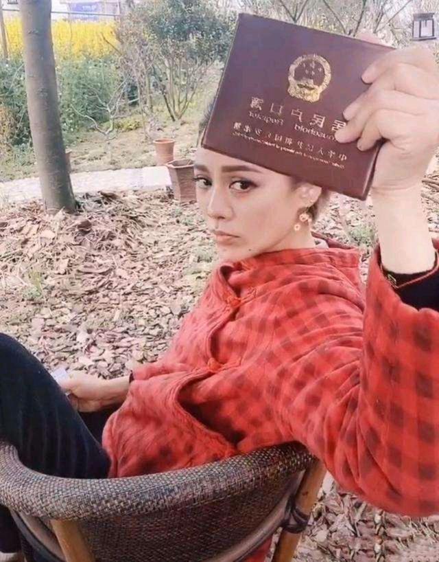 校园童谣■感动！高晓松回应国籍争议，曾被人调侃为家族中的“文盲”