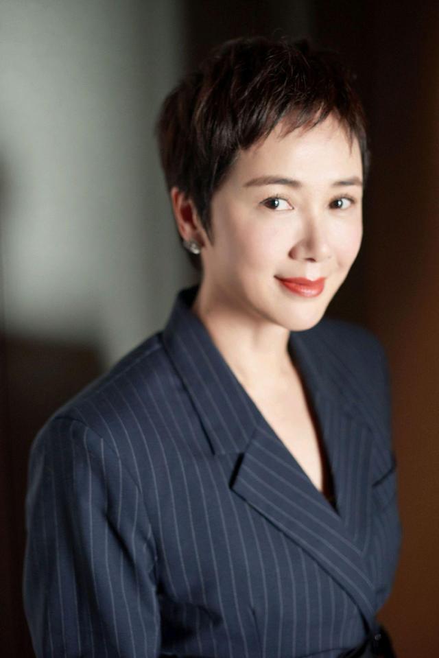 校园童谣■感动！高晓松回应国籍争议，曾被人调侃为家族中的“文盲”