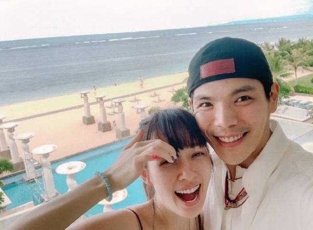 「肚子」郭碧婷再被疑怀孕 与向佐甜蜜旅行晒照 网友：这得有4个月了