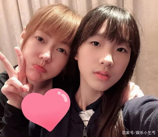 「单眼皮」小S女儿首个代言 巨星风范十足 网友:继承妈妈完美基因