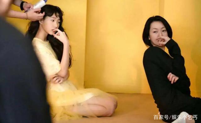 「单眼皮」小S女儿首个代言 巨星风范十足 网友:继承妈妈完美基因