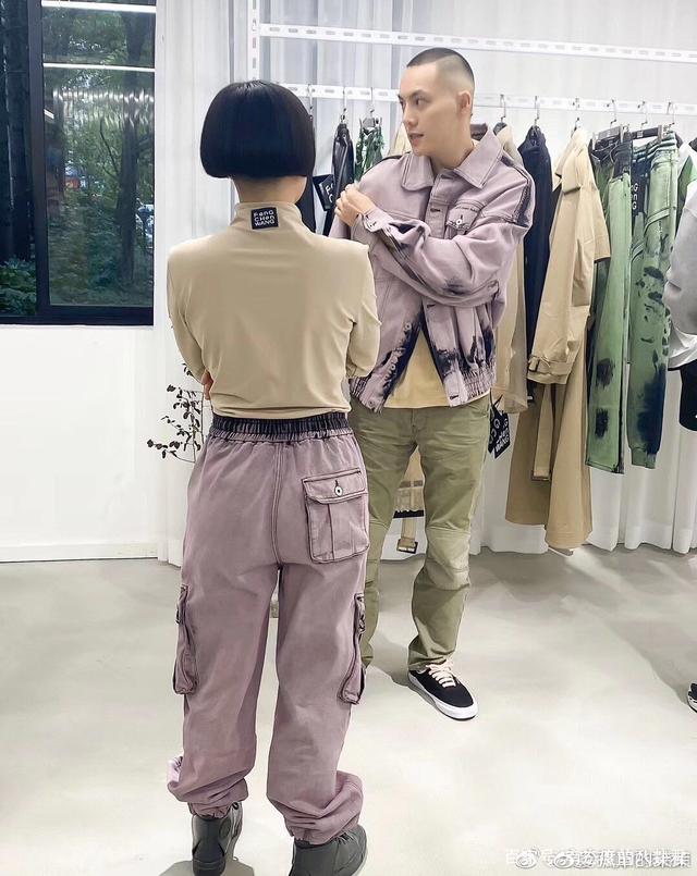 『荷尔蒙』陈伟霆剃头 圆寸侧颜杀男人味十足 网友纷纷留言：帅暴了！