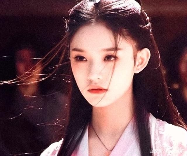 『林允』那熟悉的笑声！《我家那闺女》林允连线周星驰，互动方式非常有爱