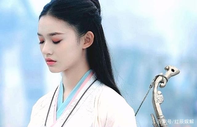 『林允』那熟悉的笑声！《我家那闺女》林允连线周星驰，互动方式非常有爱