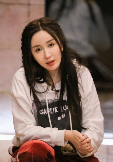 『女星』精彩可期!《乘风破浪的姐姐》竟然真的要来了,今年最强选秀预定