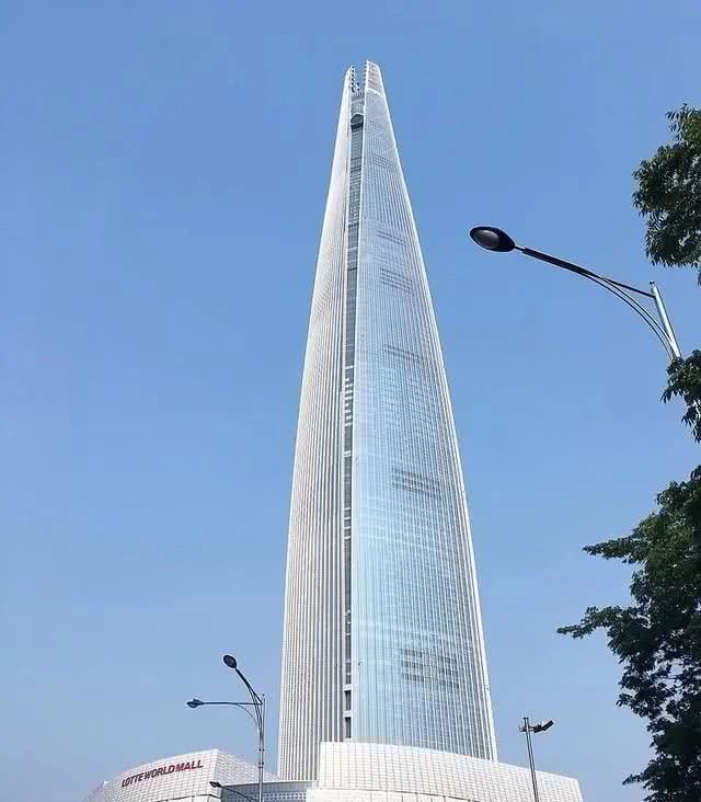 【超排】为加强城市与建筑风貌管理，住建部和国家发改委：各地一般不得新建500米以上建筑