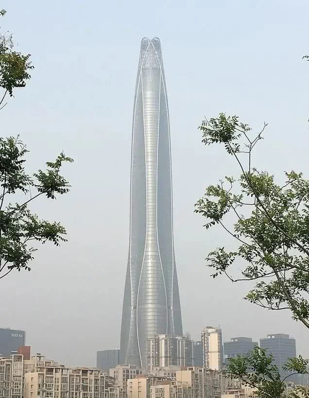 【超排】为加强城市与建筑风貌管理，住建部和国家发改委：各地一般不得新建500米以上建筑