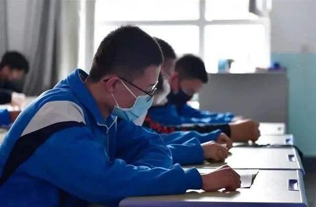 复课：31省明确返校时间 复课学生超过1亿 家长很发愁