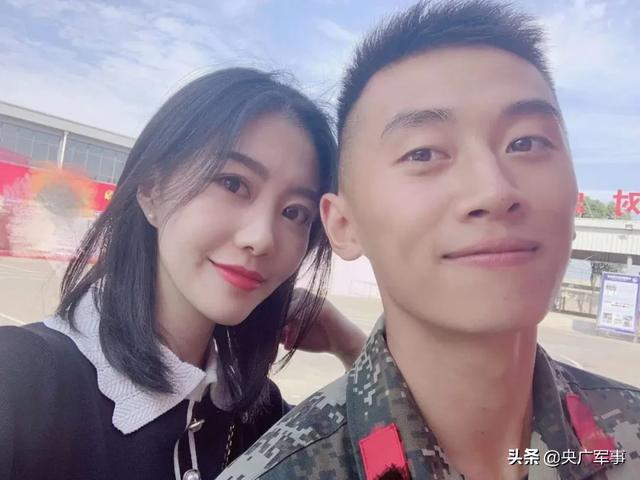 「美丽空姐」美丽空姐牵手武警特战