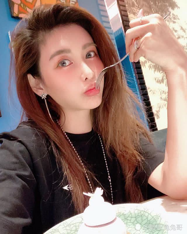 『红娘』曝简恺乐去年已订婚?“红娘”经纪公司回应:不便做出太多回应