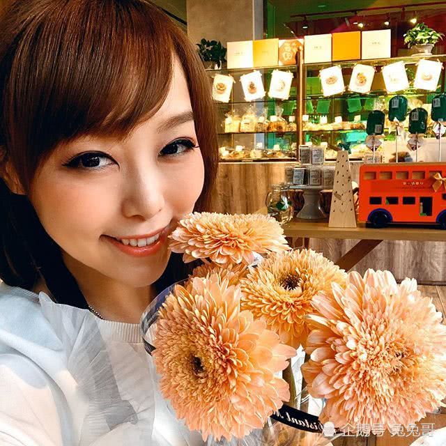 『红娘』曝简恺乐去年已订婚?“红娘”经纪公司回应:不便做出太多回应
