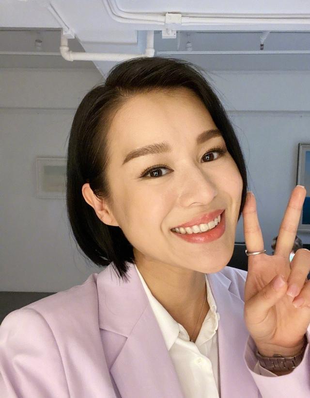 [老公]胡杏儿力挺老公酒吧没有违规，所有东西都按照要求来做的