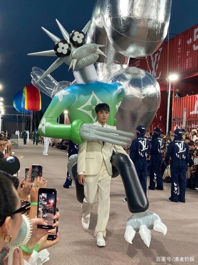 走秀|