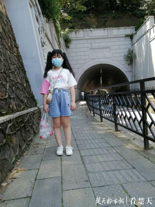 见女儿|