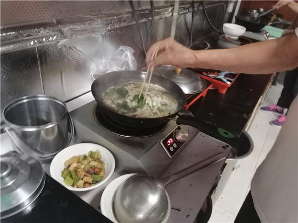 王战胜|