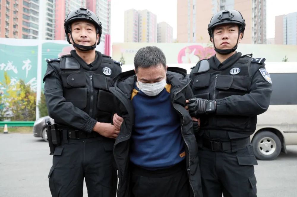 法网恢恢,疏而不漏!咸阳悬赏50万的涉黑在逃夫妻落网
