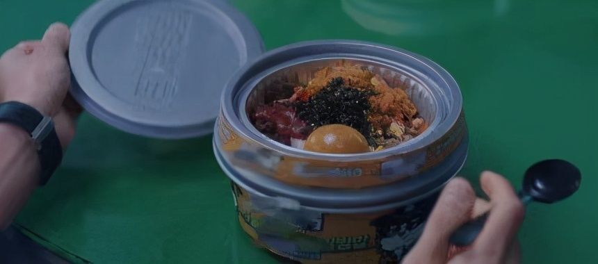 宋仲基|被侮辱了？宋仲基电视剧里吃中国拌饭被韩国观众抵制